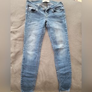 Hollister Super Skinny Jeans
